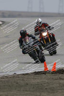 media/Nov-29-2025-TrackDaz (Sat) [[10ae2d9bce]]/A Group/Session 3 (Outside Grapevine)/